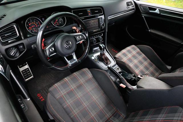 Photo of 2017 Carbon Steel Gray Metallic Volkswagen Golf GTI
