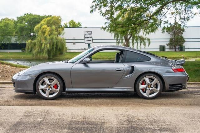 Photo of 2001 Gray Porsche 911