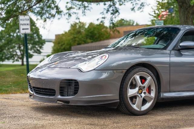 Photo of 2001 Gray Porsche 911
