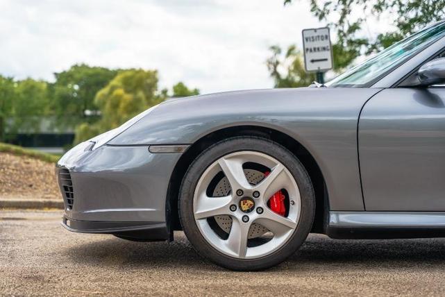 Photo of 2001 Gray Porsche 911