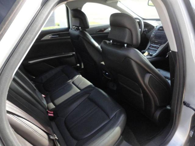 Photo of 2013 Ingot Silver Lincoln MKZ