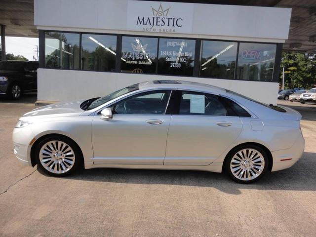 Photo of 2013 Ingot Silver Lincoln MKZ