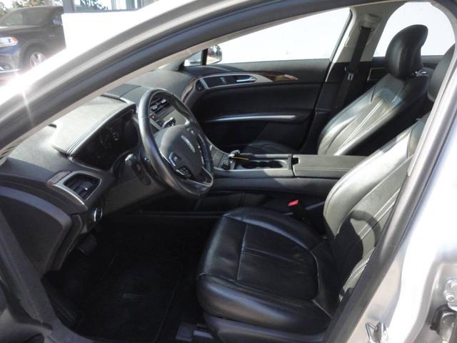 Photo of 2013 Ingot Silver Lincoln MKZ