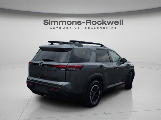 Photo of 2025 Gun Metallic Nissan Pathfinder