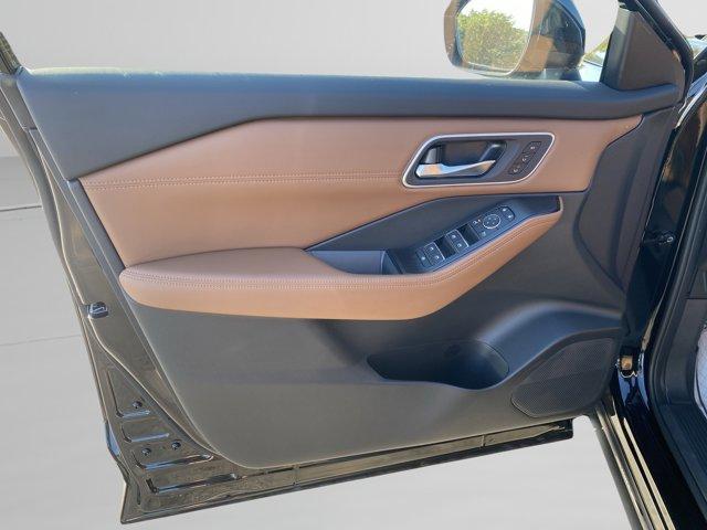 Photo of 2026 Black Nissan Rogue