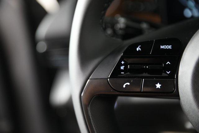 Photo of 2025 Fluid Metal Hyundai ELANTRA HEV