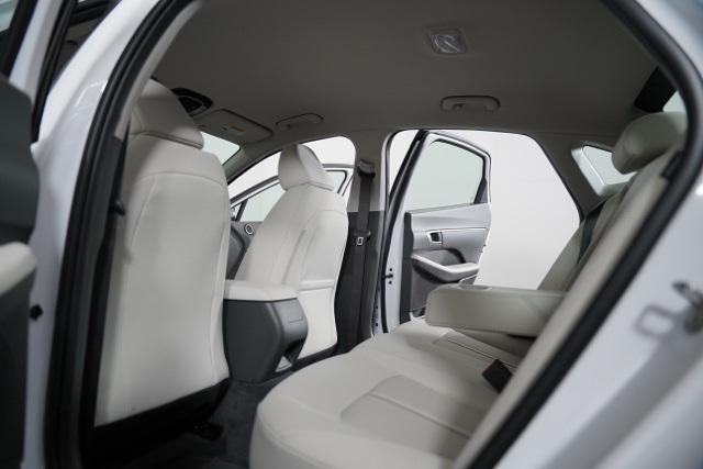 Photo of 2025 Serenity White Hyundai SONATA