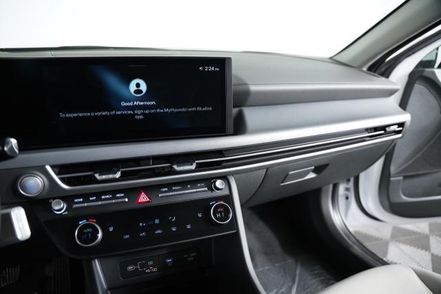 Photo of 2025 Serenity White Hyundai SONATA