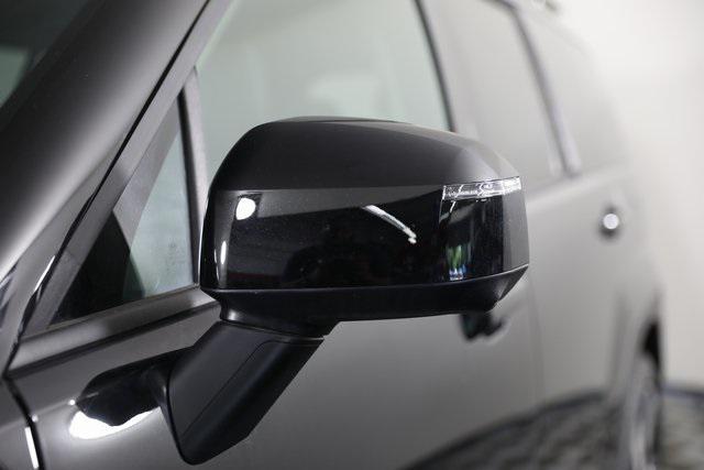 Photo of 2025 Phantom Black Hyundai SANTA FE