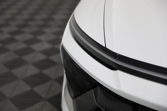 Photo of 2025 Serenity White Hyundai SONATA