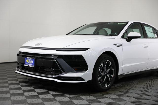 Photo of 2025 Serenity White Hyundai SONATA