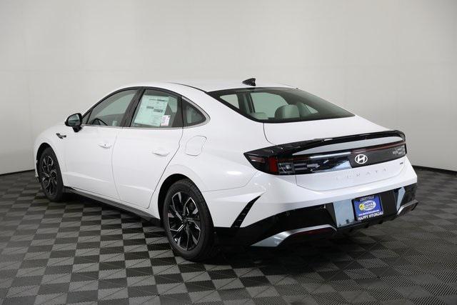 Photo of 2025 Serenity White Hyundai SONATA