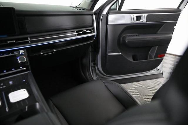Photo of 2026 Shimmering Silver Hyundai SANTA FE