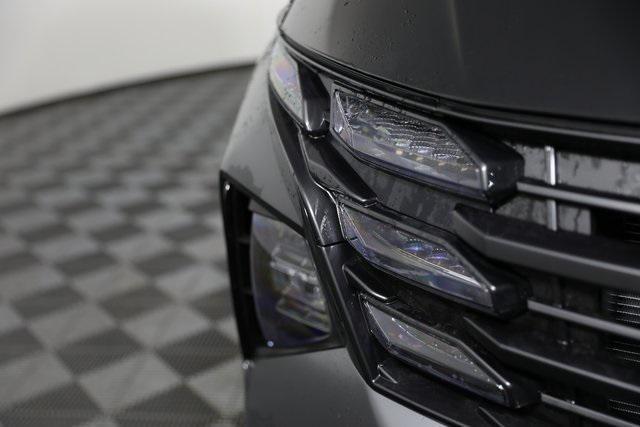Photo of 2025 Phantom Black Hyundai TUCSON