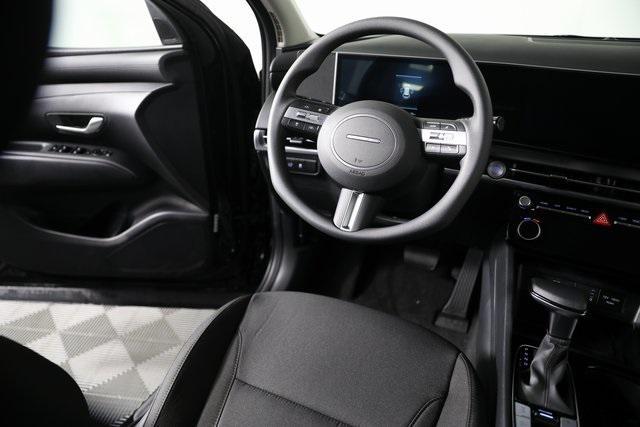 Photo of 2025 Phantom Black Hyundai TUCSON