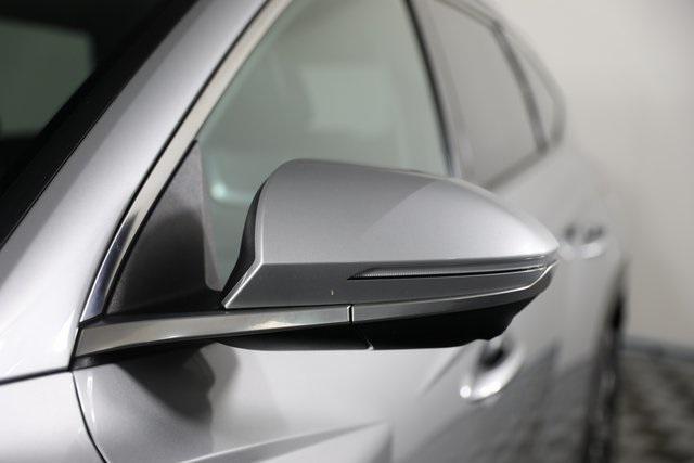 Photo of 2022 Shimmering Silver Hyundai TUCSON