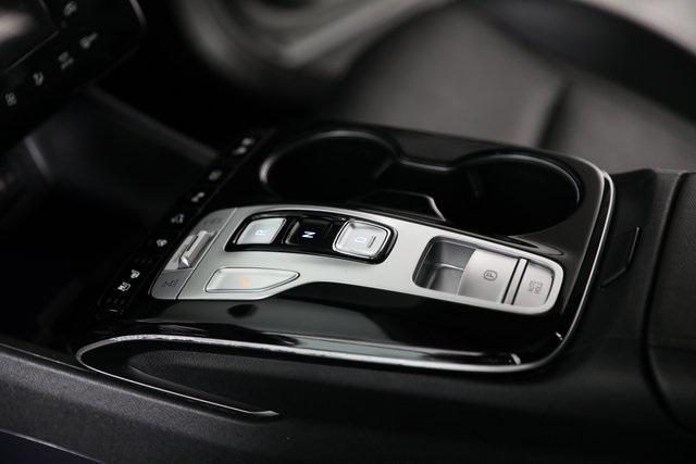 Photo of 2022 Shimmering Silver Hyundai TUCSON