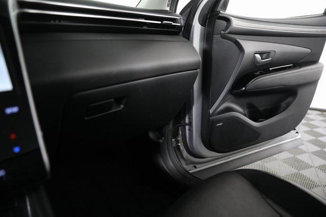 Photo of 2022 Shimmering Silver Hyundai TUCSON