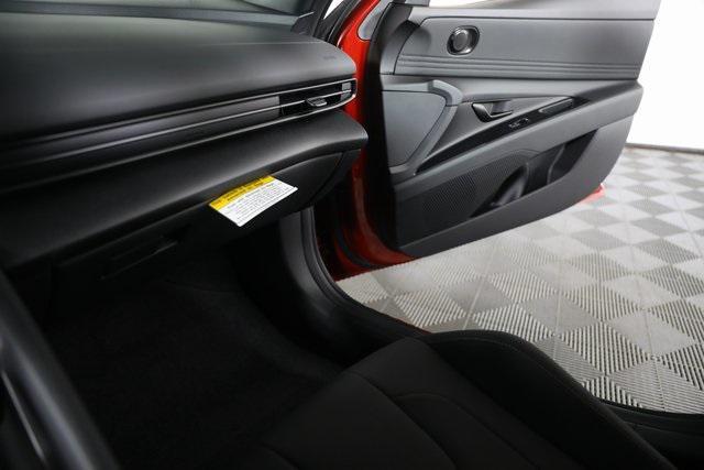 Photo of 2025 Ultimate Red Hyundai ELANTRA