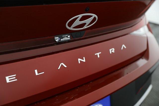 Photo of 2025 Ultimate Red Hyundai ELANTRA