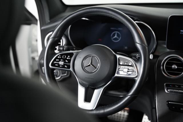 Photo of 2022 White Mercedes-Benz GLC 300