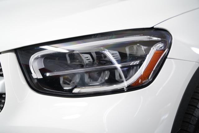 Photo of 2022 White Mercedes-Benz GLC 300
