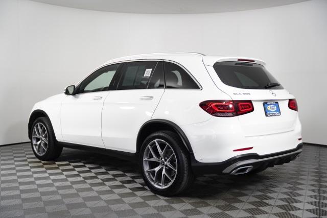 Photo of 2022 White Mercedes-Benz GLC 300