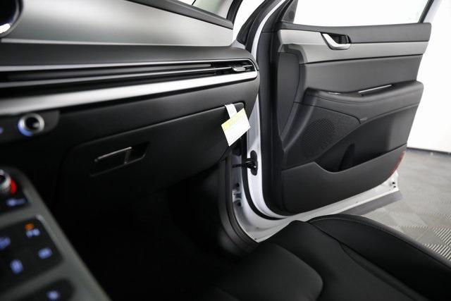 Photo of 2025 Hyper White Hyundai PALISADE