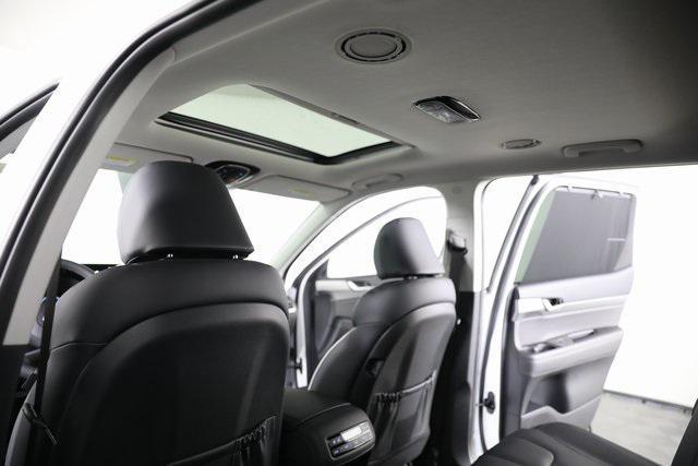 Photo of 2025 Hyper White Hyundai PALISADE