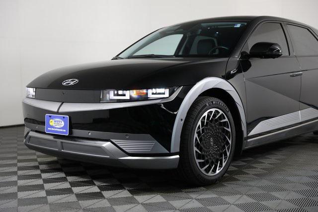Photo of 2023 Abyss Black Hyundai IONIQ 5