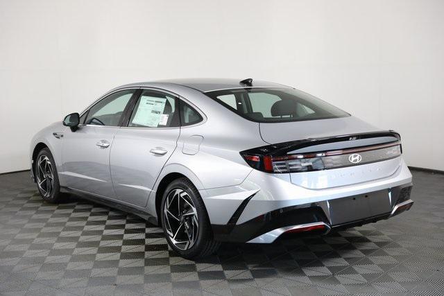 Photo of 2026 Aero Silver Hyundai SONATA
