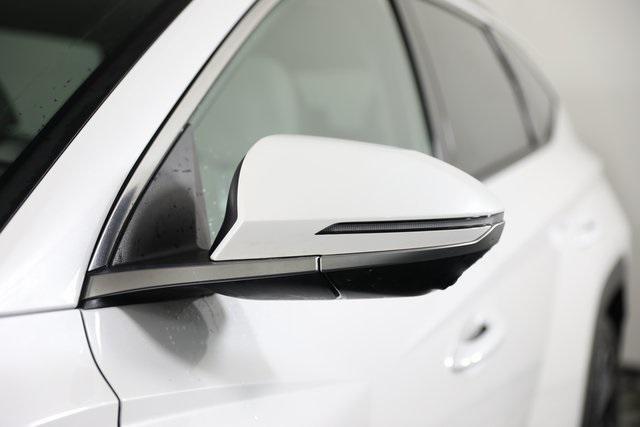 Photo of 2025 Serenity White Pearl Hyundai TUCSON