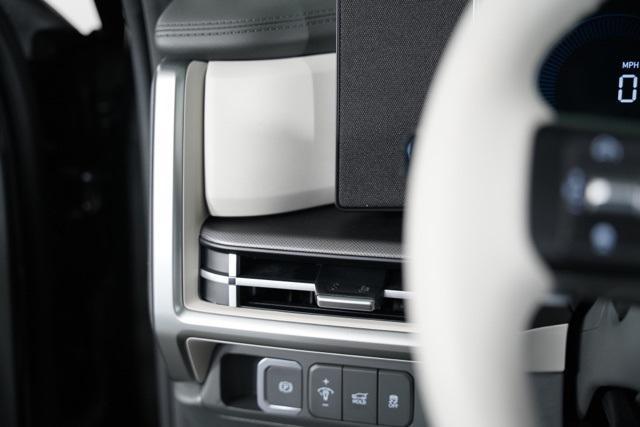 Photo of 2025 Phantom Black Hyundai SANTA FE
