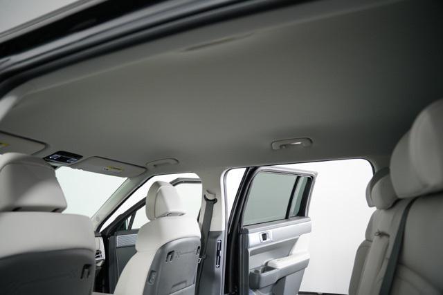 Photo of 2025 Phantom Black Hyundai SANTA FE