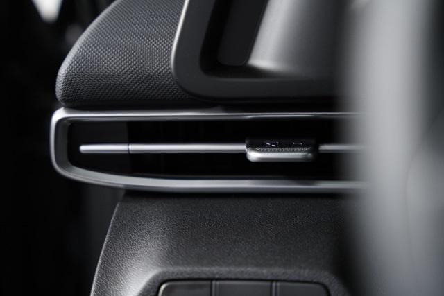 Photo of 2025 Amazon Gray Hyundai ELANTRA HEV