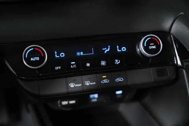 Photo of 2025 Amazon Gray Hyundai ELANTRA HEV