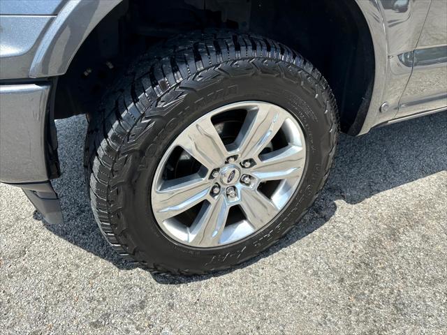Photo of 2018 Magnetic Metallic Ford F-150
