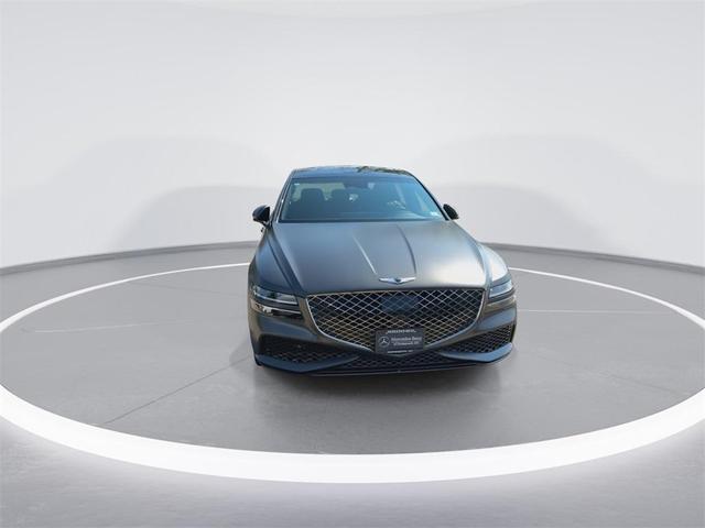 Photo of 2023 Makalu Gray Genesis G80