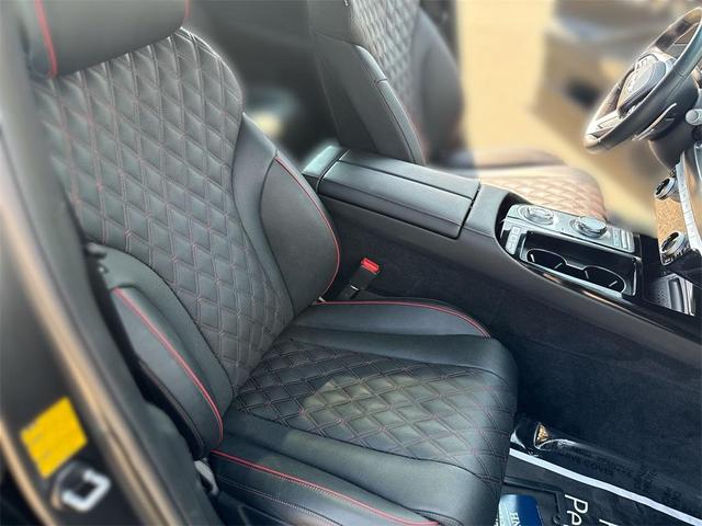 Photo of 2023 Makalu Gray Genesis G80