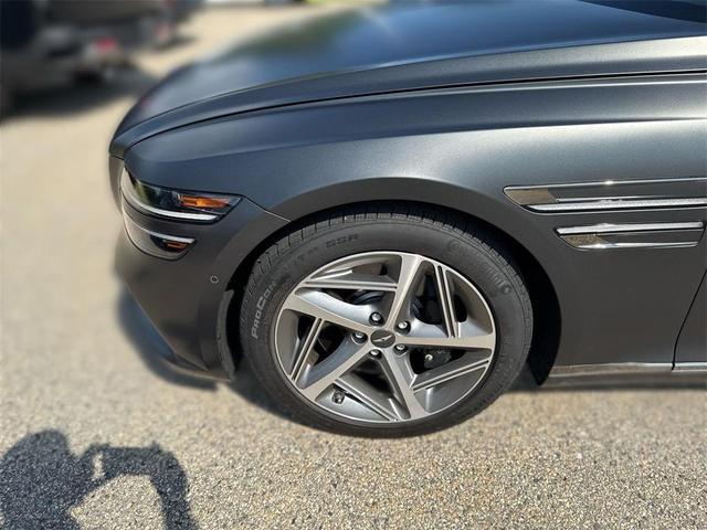 Photo of 2023 Makalu Gray Genesis G80