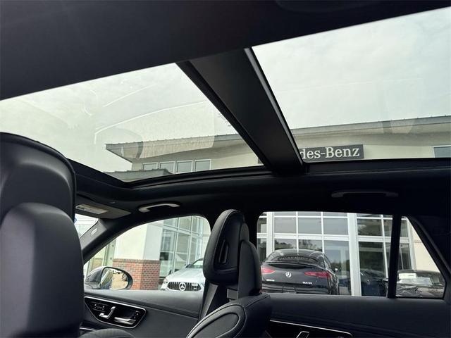 Photo of 2024 Graphite Gray Metallic Mercedes-Benz GLC 300