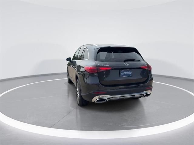 Photo of 2024 Graphite Gray Metallic Mercedes-Benz GLC 300