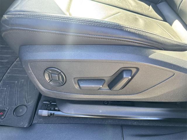 Photo of 2022 Mythos Black Metallic Audi Q3