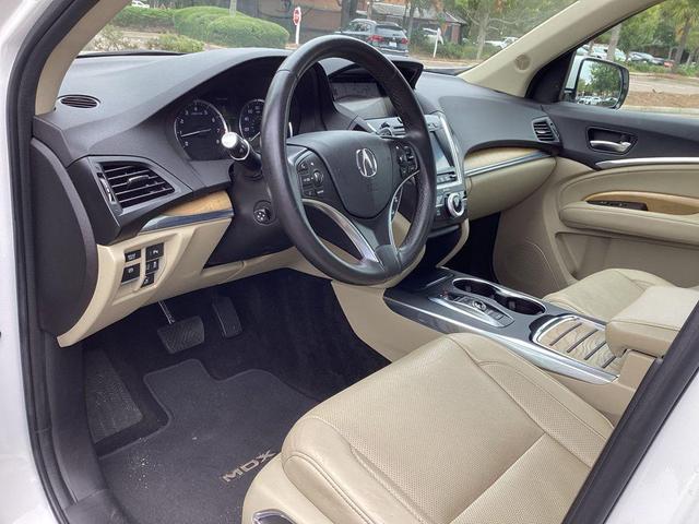 Photo of 2020 Platinum White Pearl Acura MDX