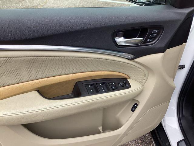 Photo of 2020 Platinum White Pearl Acura MDX