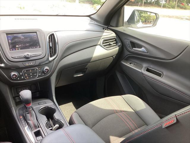 Photo of 2024 Summit White Chevrolet Equinox