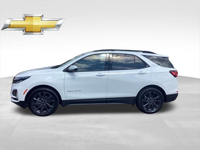 Photo of 2024 Summit White Chevrolet Equinox