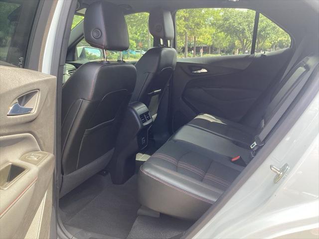 Photo of 2024 Summit White Chevrolet Equinox