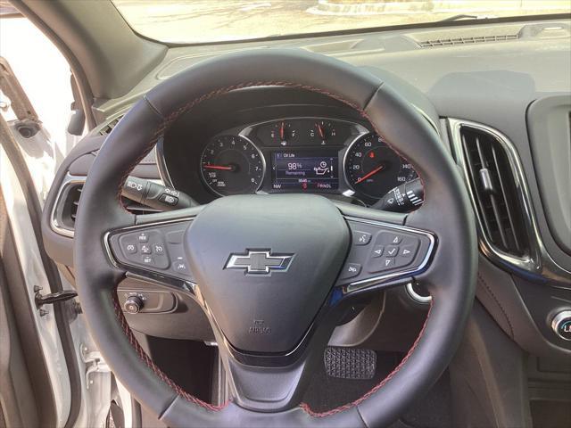 Photo of 2024 Summit White Chevrolet Equinox