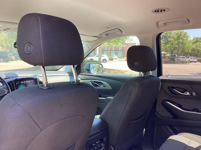 Photo of 2019 Satin Steel Metallic Chevrolet Traverse